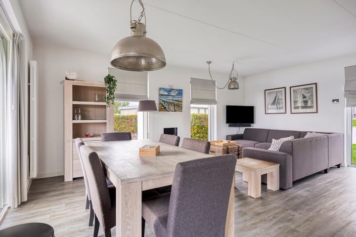 Photo 11 of Oesterdam 77