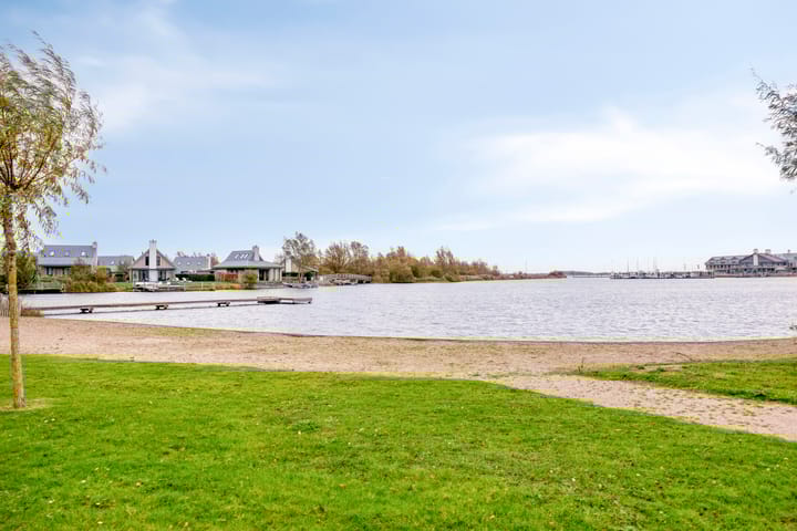 Photo 27 of Oesterdam 77