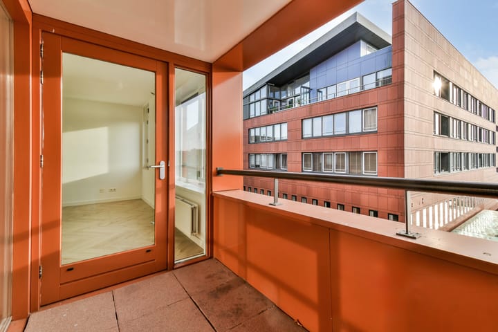 Photo 11 of Burgemeester van Stamplein 58