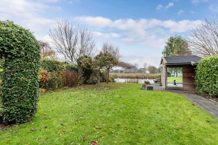 Photo 37 of De Mar 10