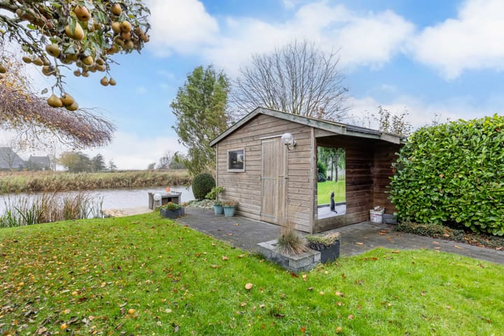 Photo 39 of De Mar 10