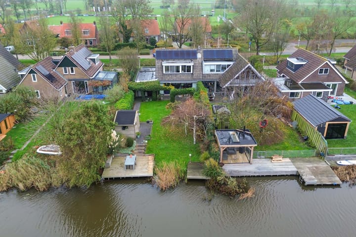 Photo 49 of De Mar 10