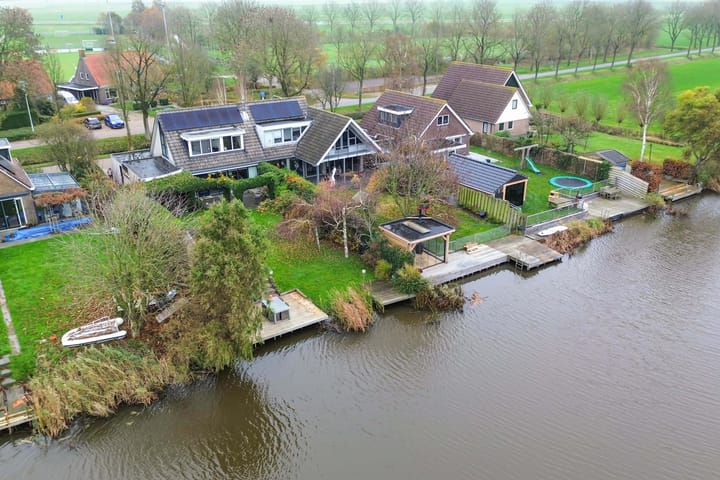 Photo 50 of De Mar 10