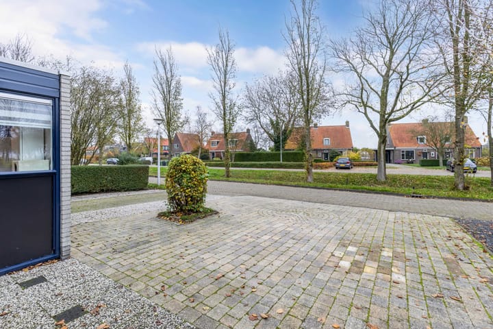 Photo 52 of De Mar 10