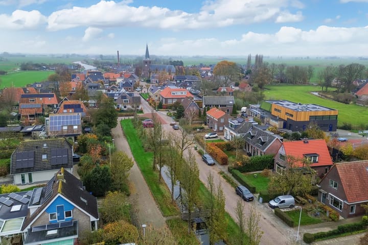 Photo 56 of De Mar 10