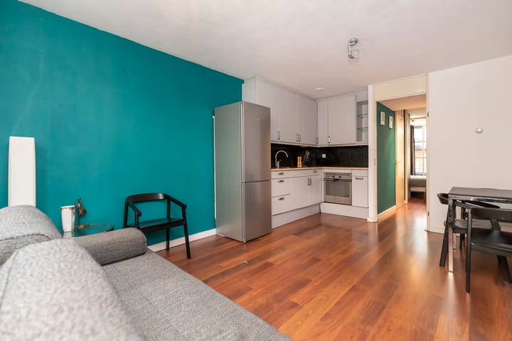 Photo 4 of Lange Leidsedwarsstraat 18-A