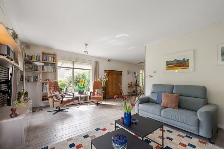 Foto 4 van Middenweg 9