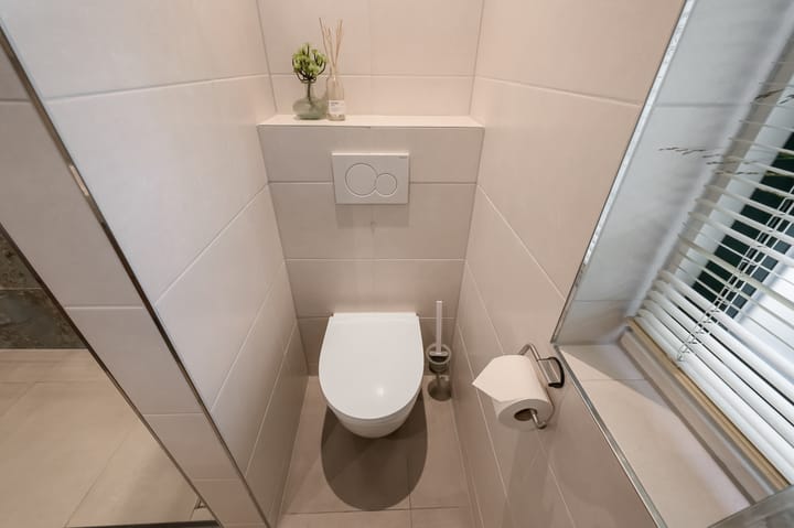 Foto 17 van Middenweg 9