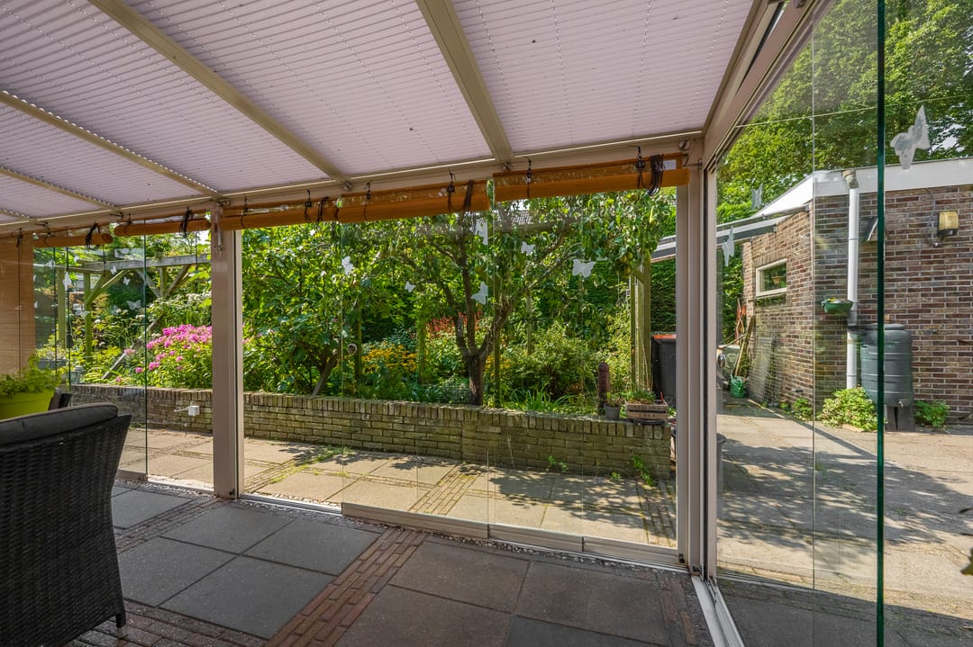 Foto 22 van Middenweg 9