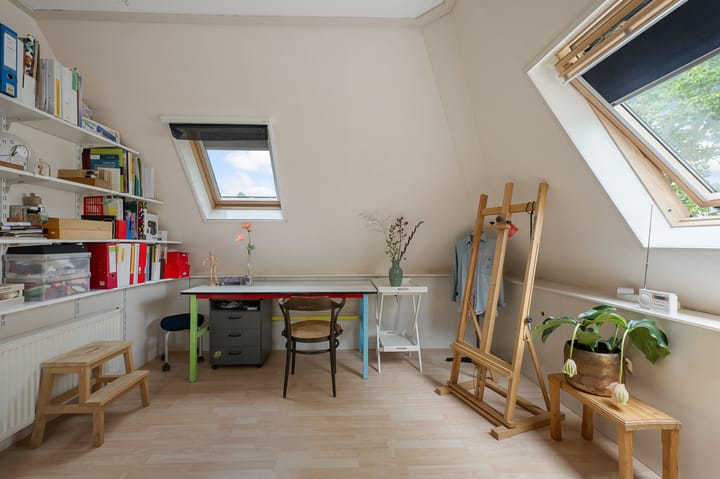 Foto 42 van Middenweg 9