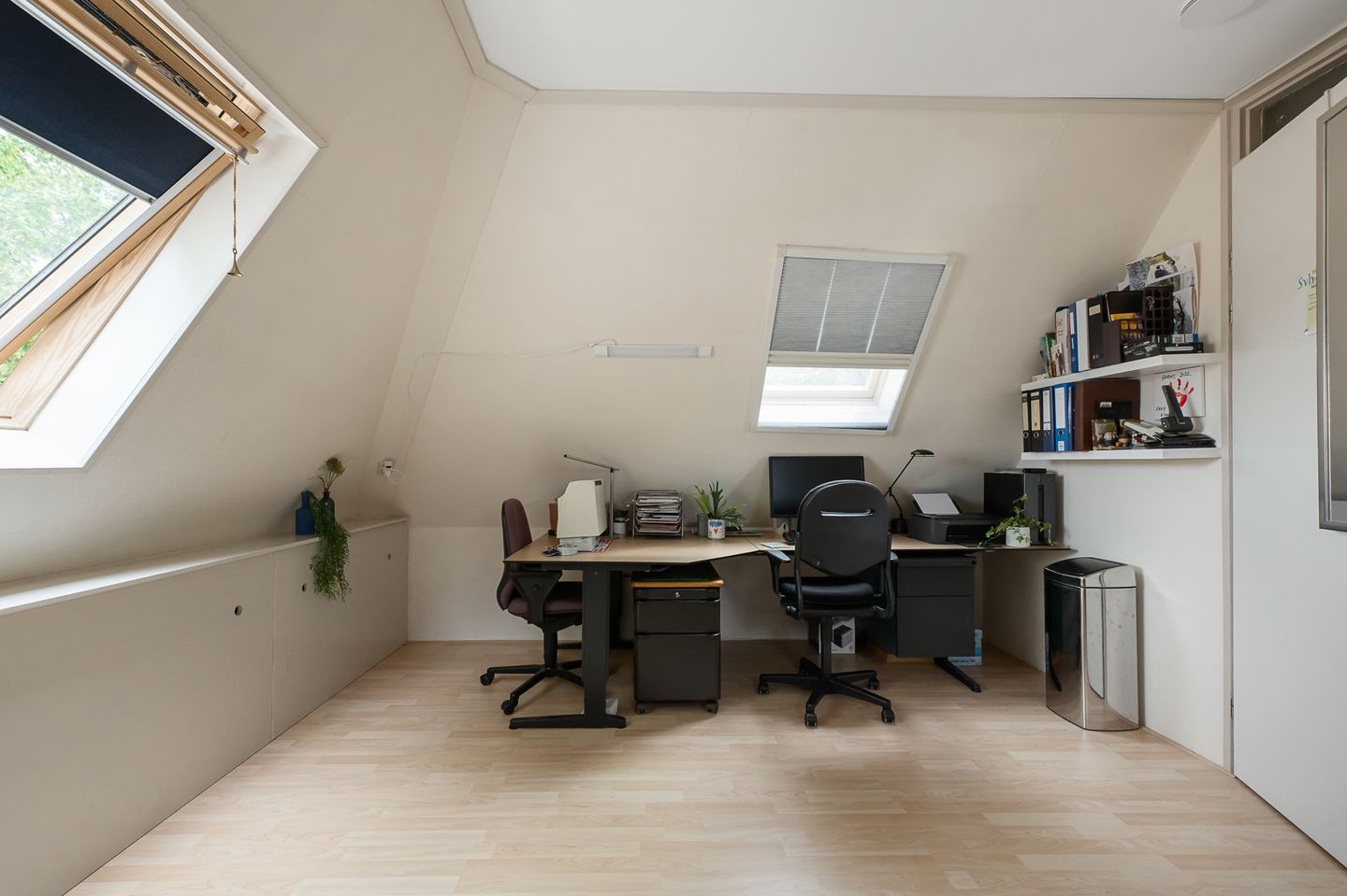 Foto 44 van Middenweg 9