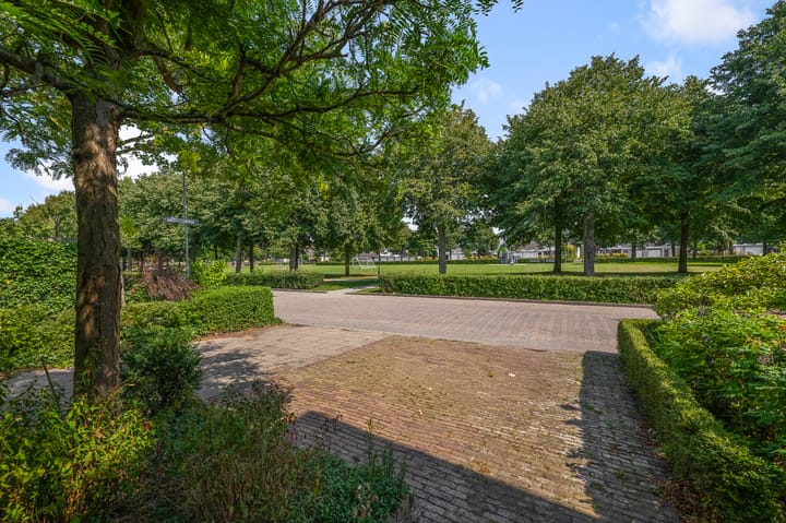 Foto 55 van Middenweg 9