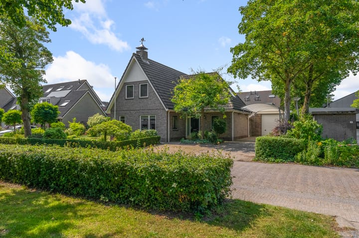 Foto 56 van Middenweg 9