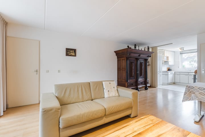 Photo 9 of Paulus Potterstraat 6