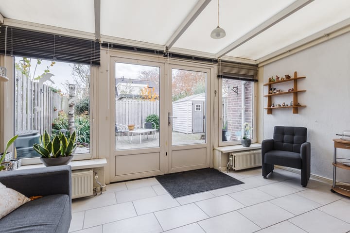 Photo 10 of Paulus Potterstraat 6