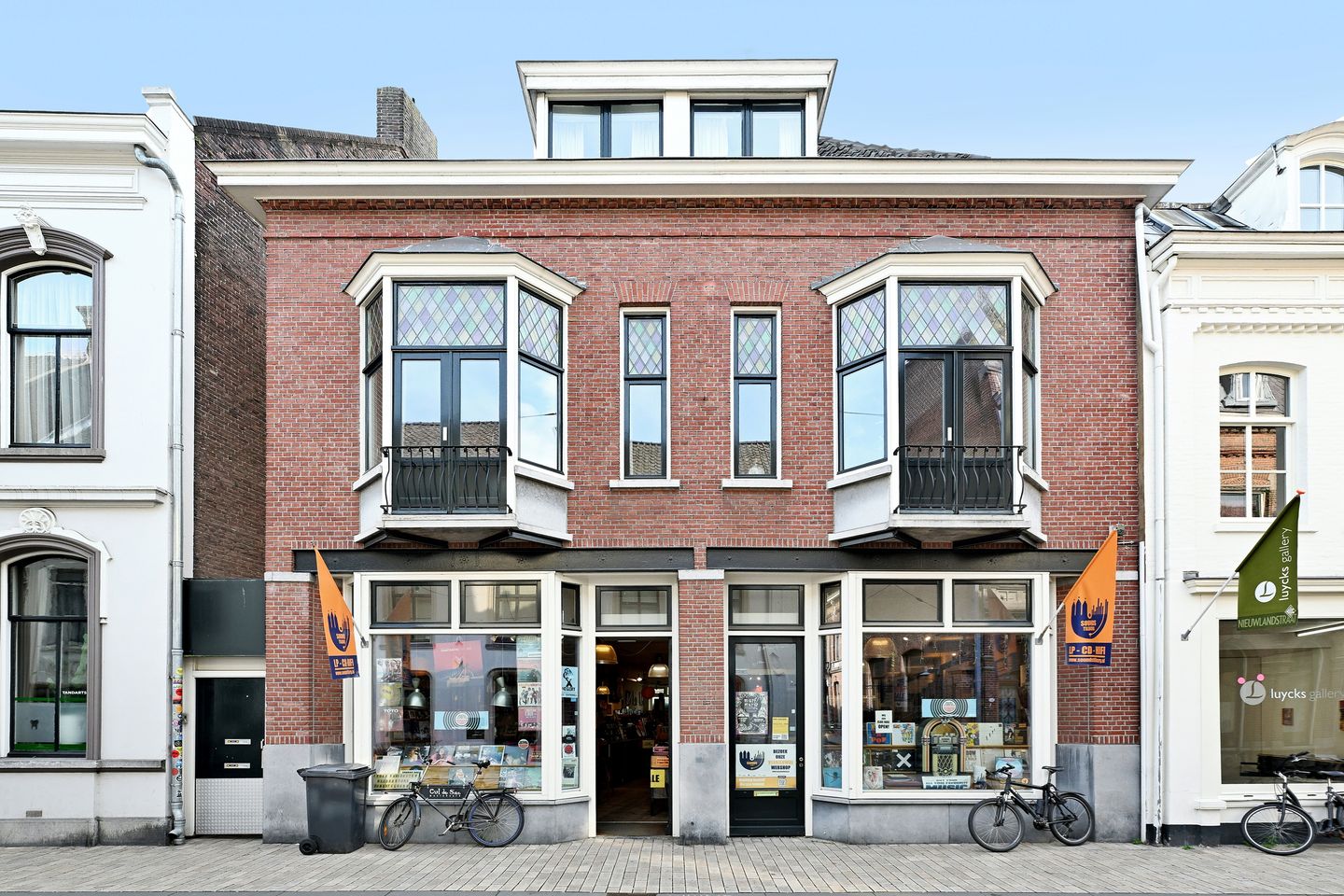 Foto 1 van Nieuwlandstraat 33-A