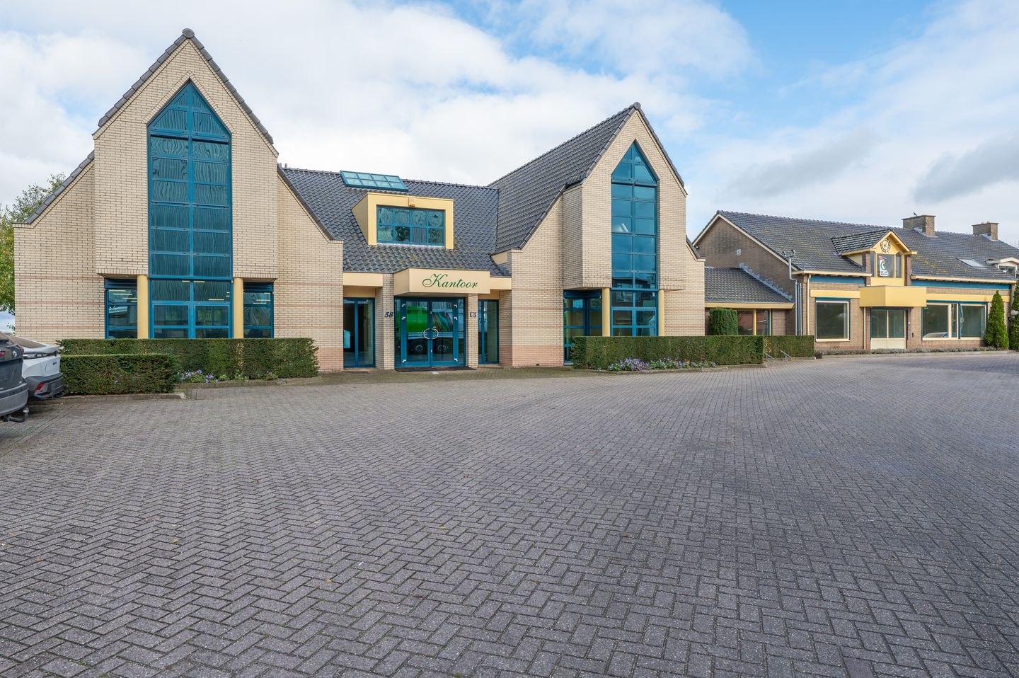 Bekijk foto 2 van Hoge Valkseweg 58