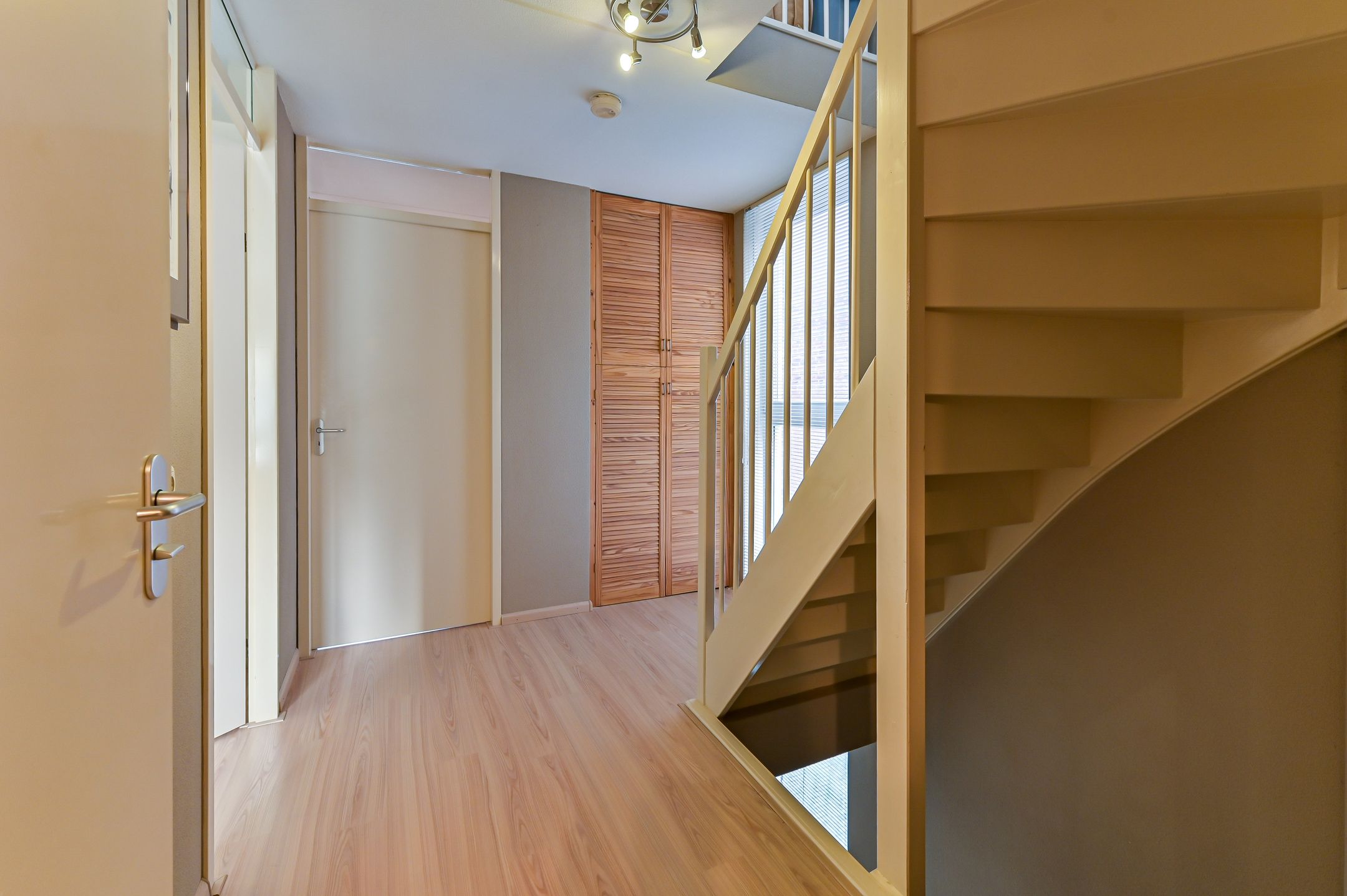 Foto 15 van Amber 24