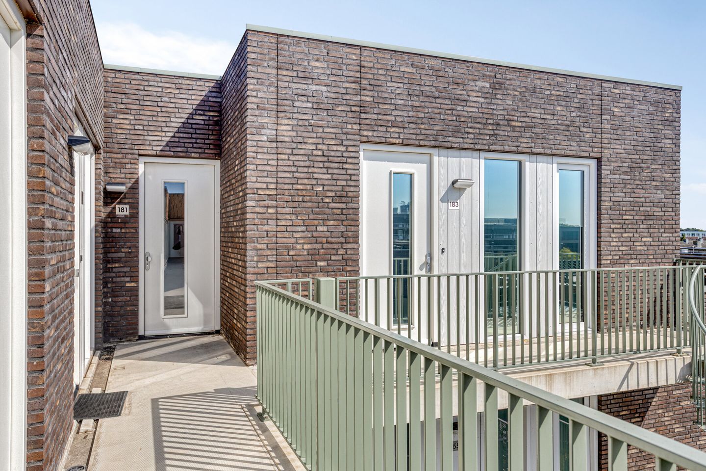 Foto 19 van Lekstraat 181