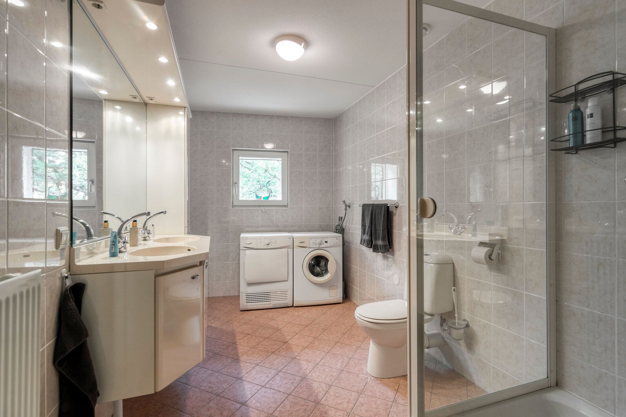 Foto 18 van Van Leeuwenhoeklaan 6