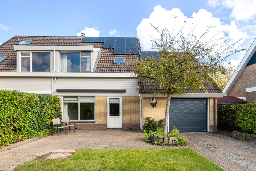 Photo 38 of Griene Leane 34