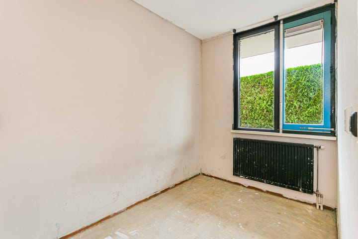 Photo 16 of Suze Groenewegstraat 28