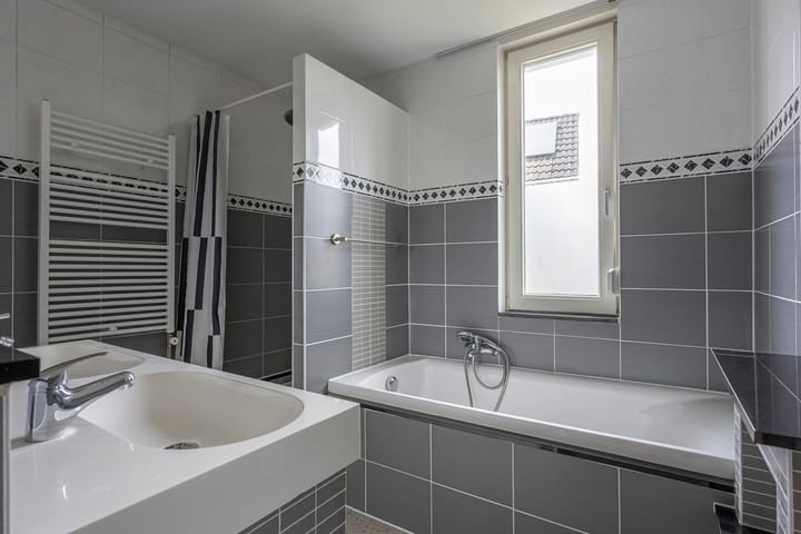 Photo 15 of Schepenenstraat 12