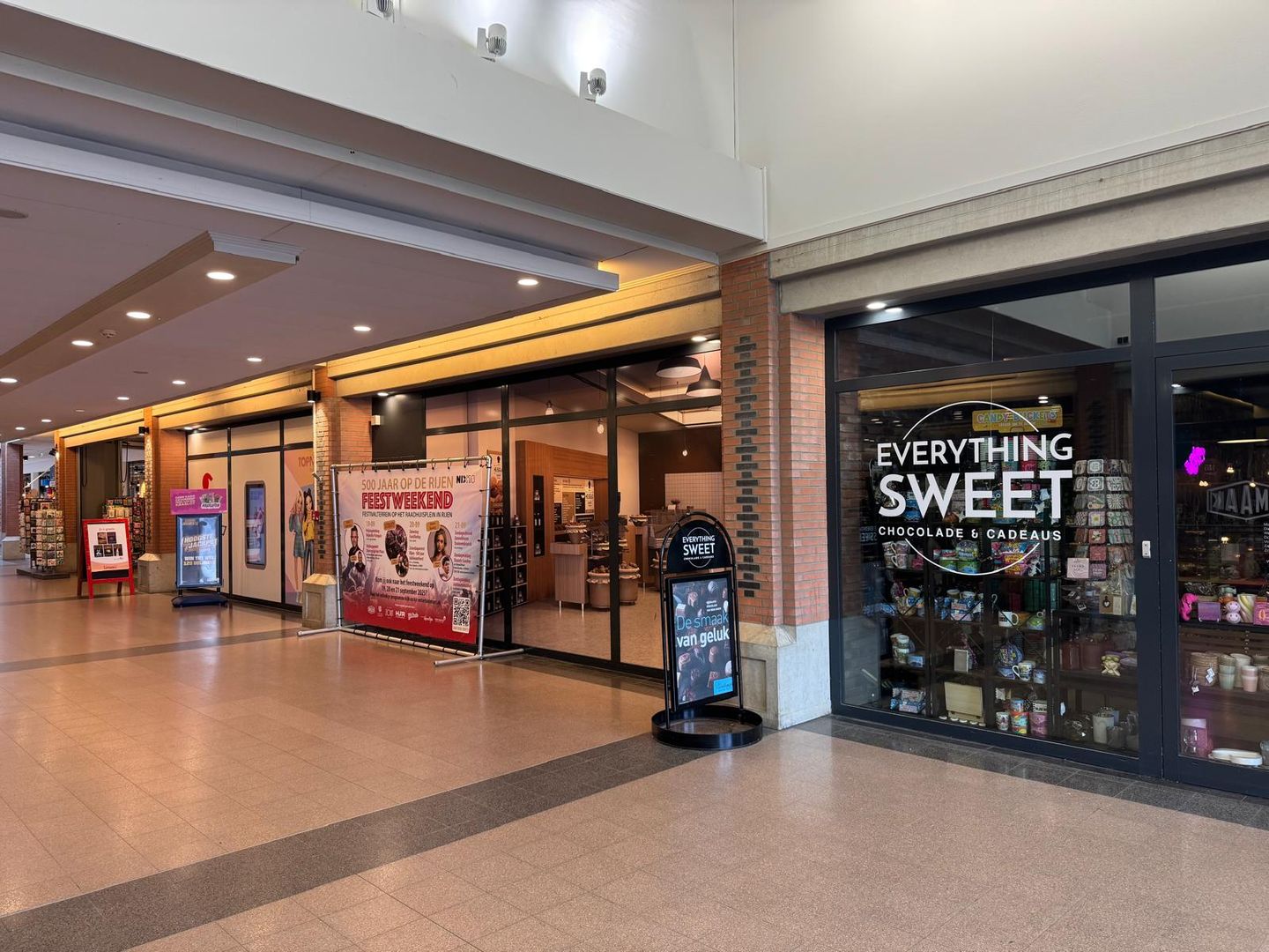 View photo 3 of Wilhelminaplein 2