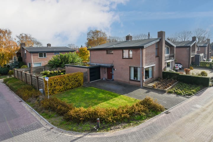 Photo 3 of van Lommstraat 2