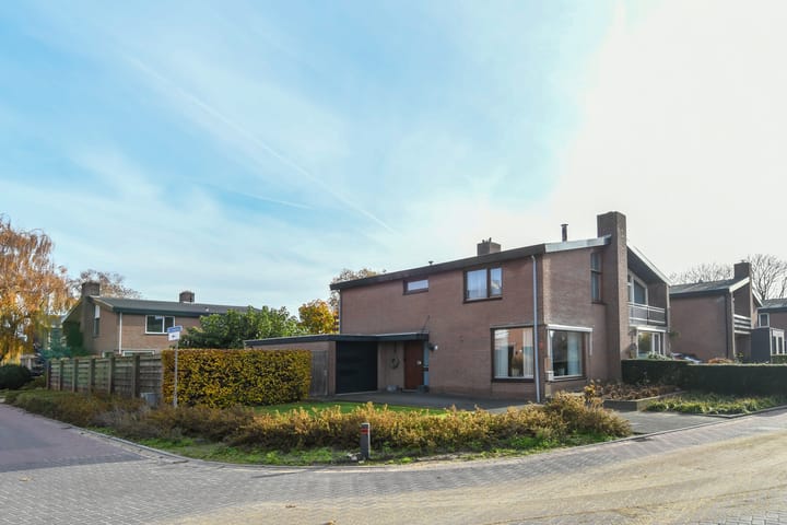 Photo 4 of van Lommstraat 2