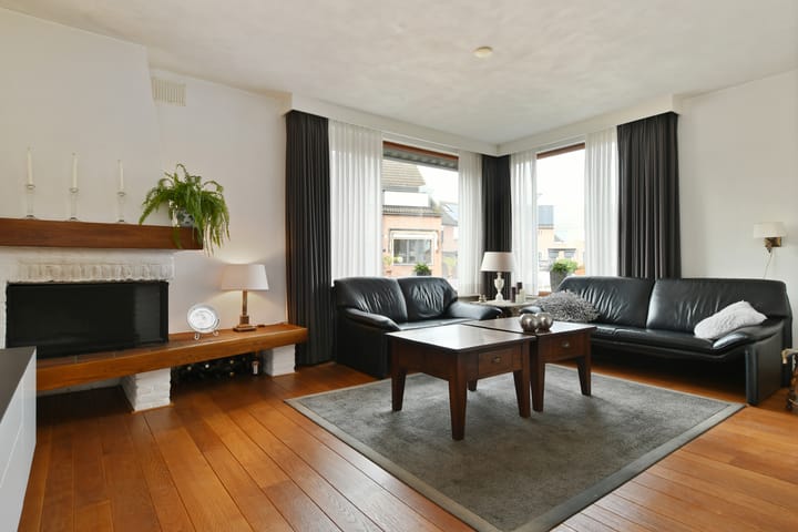 Photo 6 of van Lommstraat 2