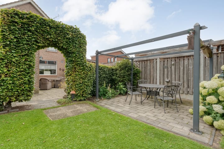 Foto 16 van Almelosestraat 15-A