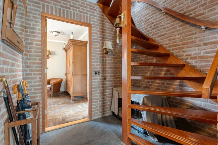 Foto 21 van Almelosestraat 15-A