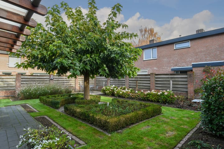 Photo 27 of van Lommstraat 2