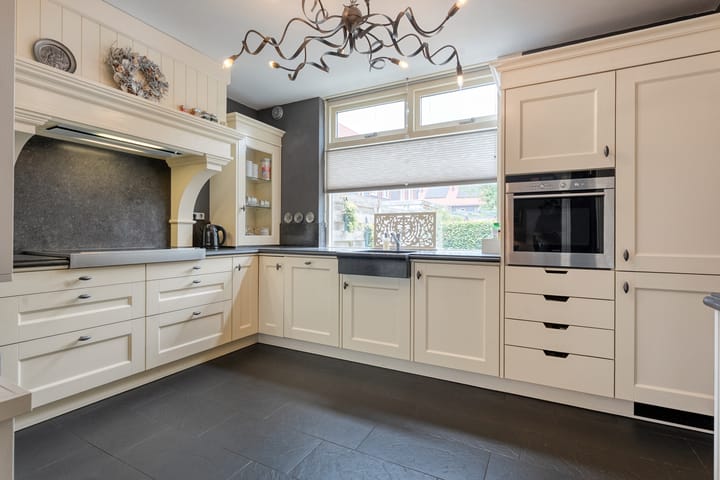 Foto 29 van Almelosestraat 15-A