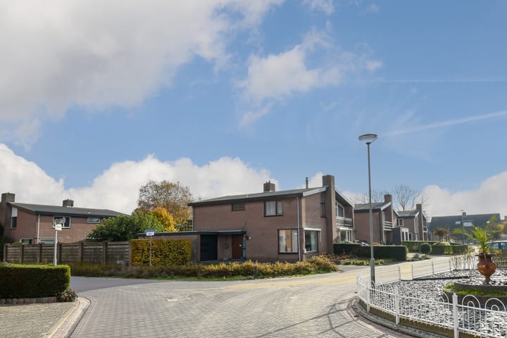 Photo 31 of van Lommstraat 2