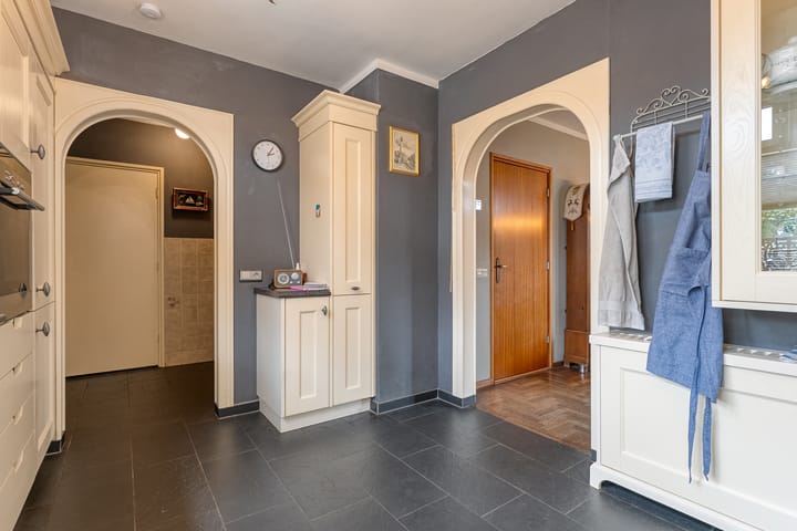 Foto 30 van Almelosestraat 15-A