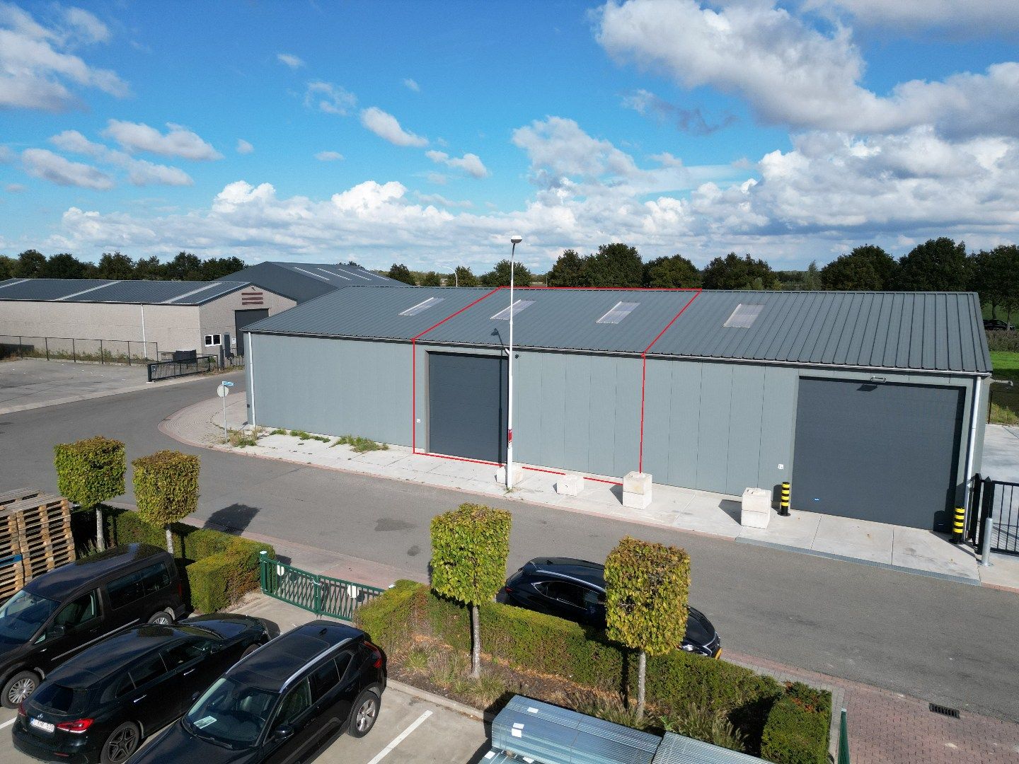 View photo 4 of Ambachtsweg 1-a