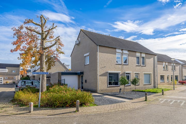 Photo 27 of op 't Aardbroek 29