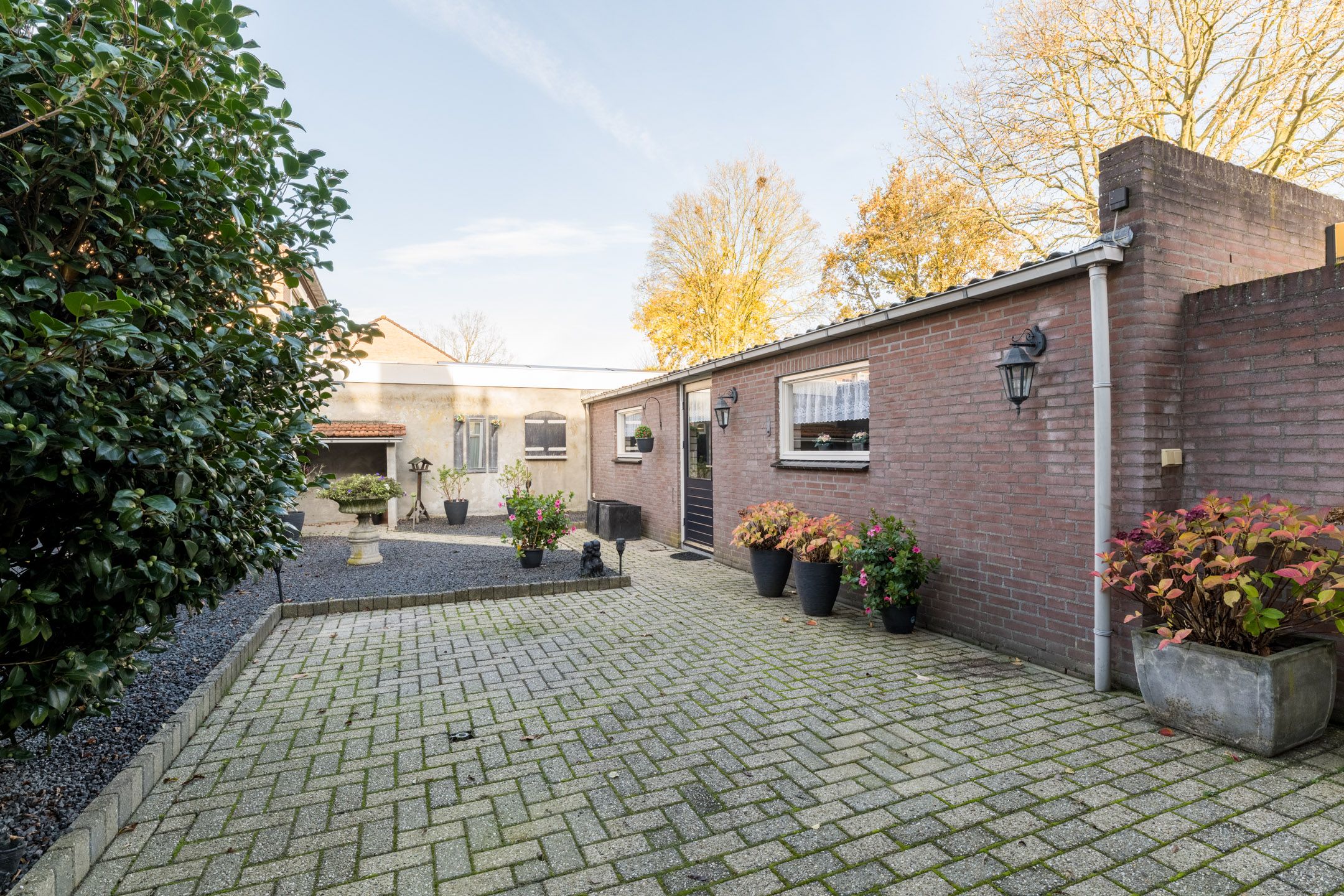 Photo 24 of Burg. Van de Venstraat 6