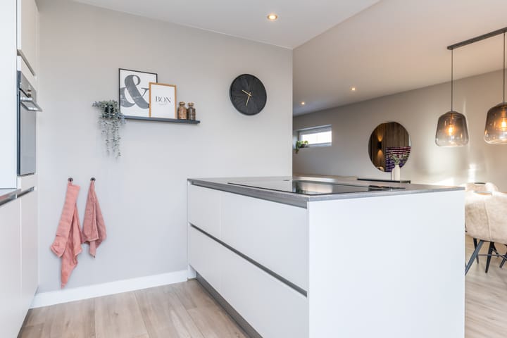 Photo 8 of Bostenstraat 48