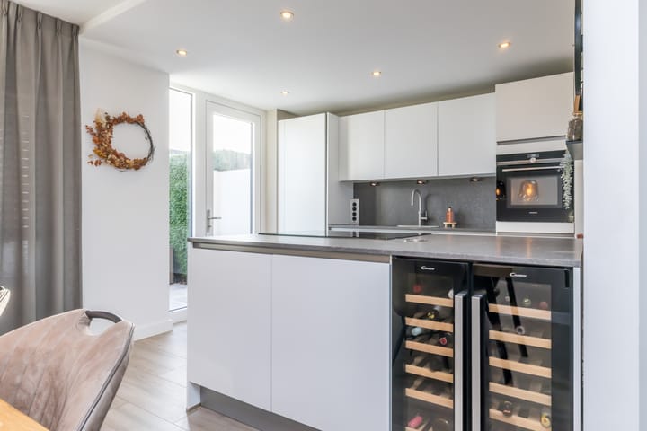 Photo 9 of Bostenstraat 48