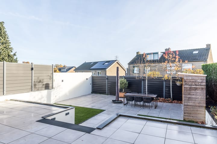 Photo 23 of Bostenstraat 48