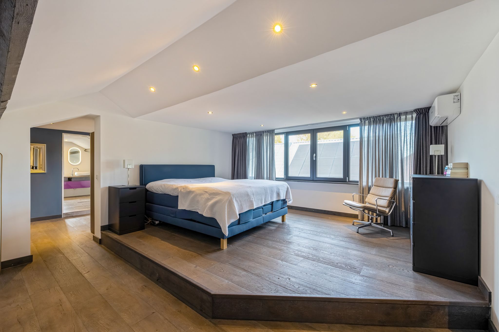 Foto 27 van Jacob van Ruysdaelstraat 2