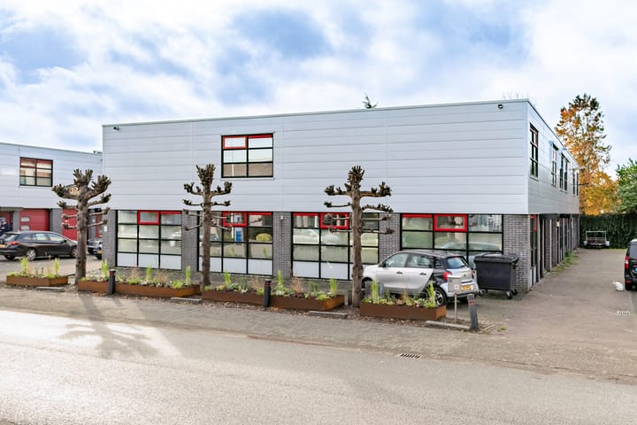 Satellietbaan 29-A, Hillegom