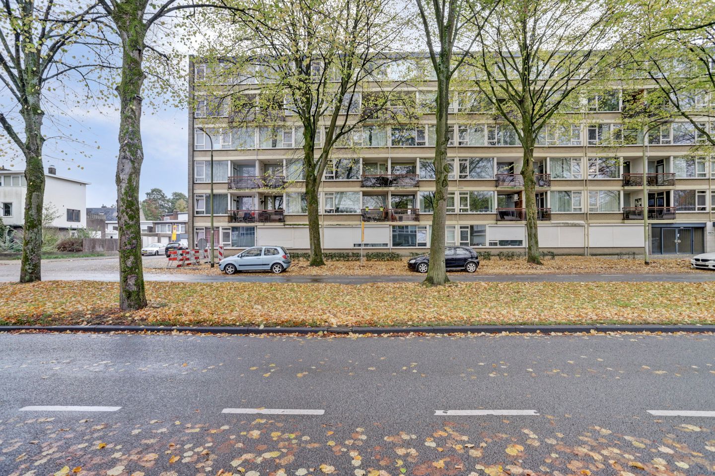 Photo 1 of Postelse Hoeflaan 32