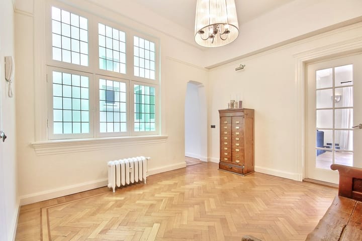 Photo 22 of De Lairessestraat 90-2M