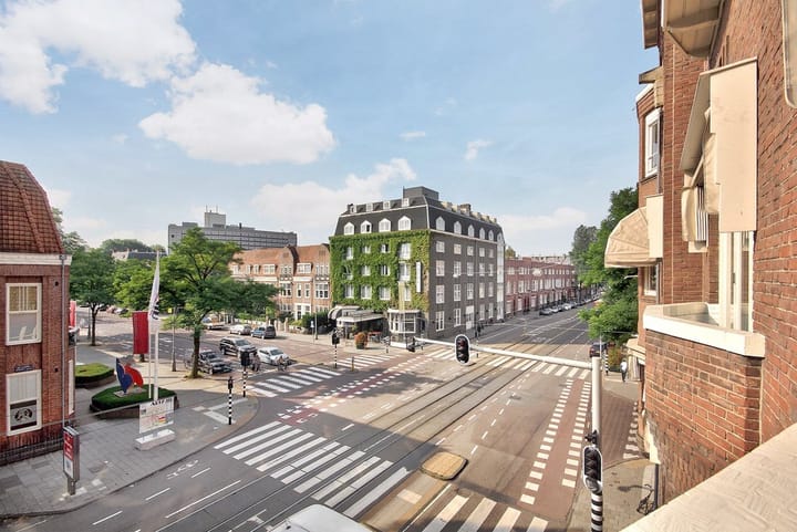 Photo 15 of De Lairessestraat 90-2M