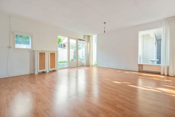 Photo 2 of De Burcht 6