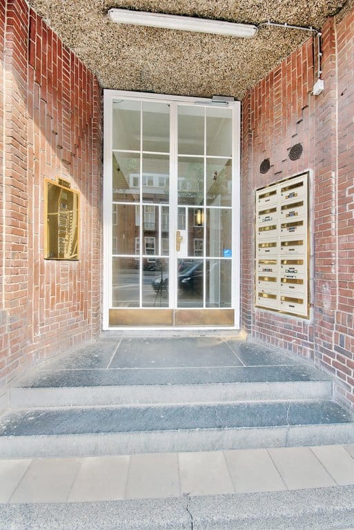 Photo 24 of De Lairessestraat 90-2M